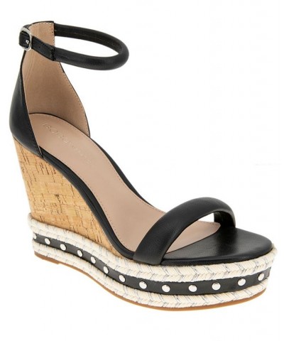 Women's Narida Wedge Sandal Black $33.11 Shoes