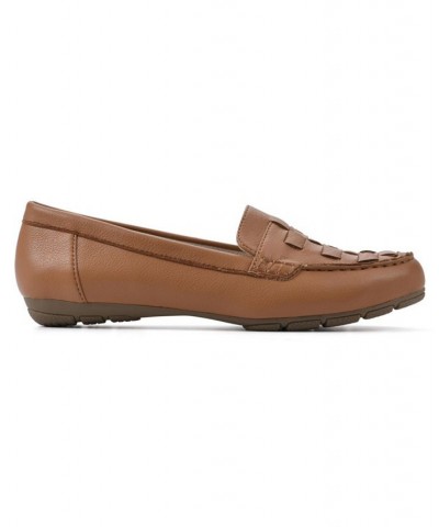 Women's Giver Moc Comfort Loafer Tan, Tumbled, Smooth $28.98 Shoes